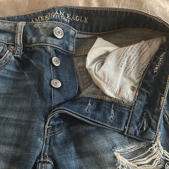 American eagle distressed boyfriend jean - Picture 3 of 3